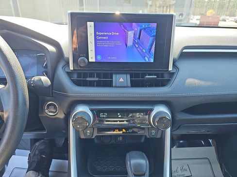 Used 2024 Toyota RAV4 XLE image 23