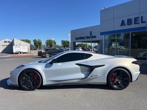 Used 2023 Chevrolet Corvette Z06 RWD image 12