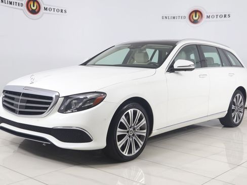 Used 2020 Mercedes-Benz E 450 4MATIC Wagon w/ Premium Package image 5