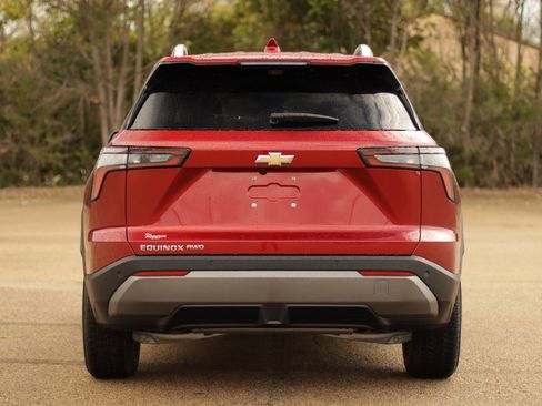 New 2026 Chevrolet Equinox LT w/ Convenience Package II image 6