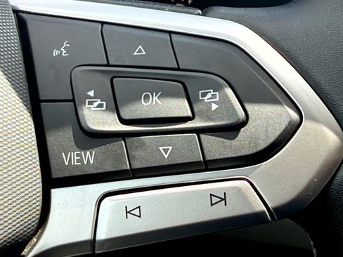 Used 2022 Volkswagen Taos SE AWD/4WD image 19