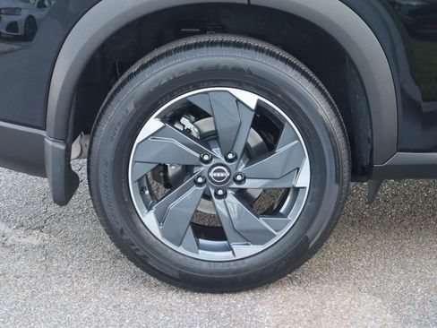 New 2026 Nissan Rogue SV w/ SV Premium Package image 8