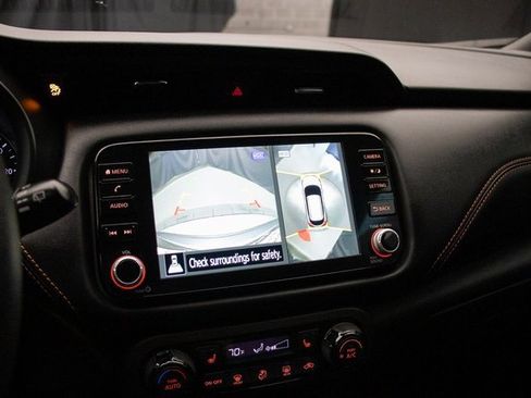 Used 2023 Nissan Kicks SR w/ SR Premium Package image 36