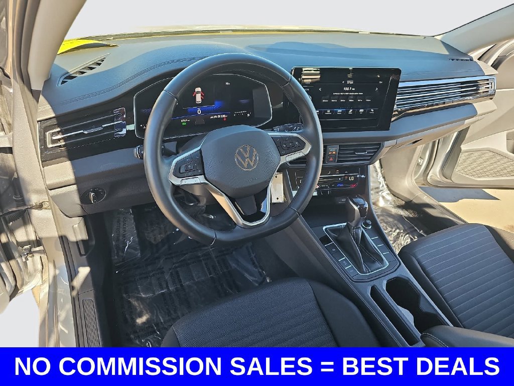 Used 2025 Volkswagen Jetta S FWD image 15