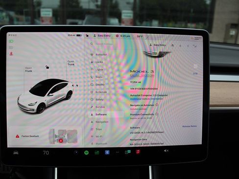 Used 2018 Tesla Model 3 Performance AWD/4WD image 8