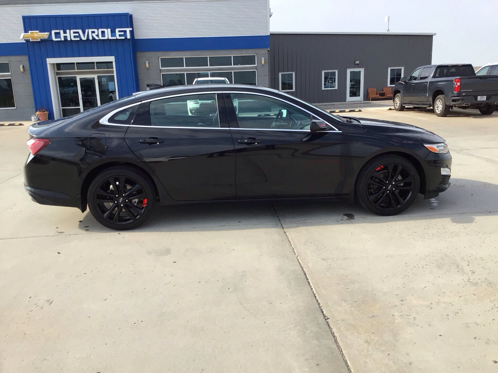 Used 2023 Chevrolet Malibu LT w/ Redline Edition FWD image 6