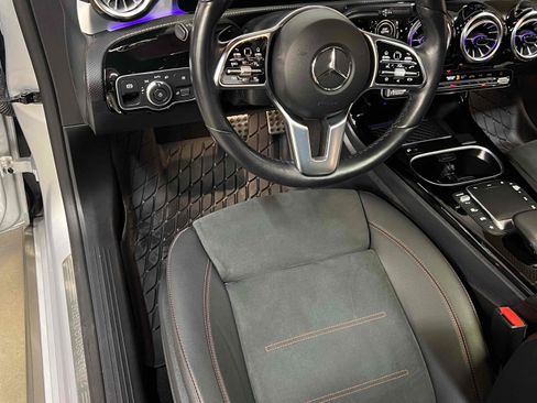 Used 2023 Mercedes-Benz CLA 250 4MATIC image 30
