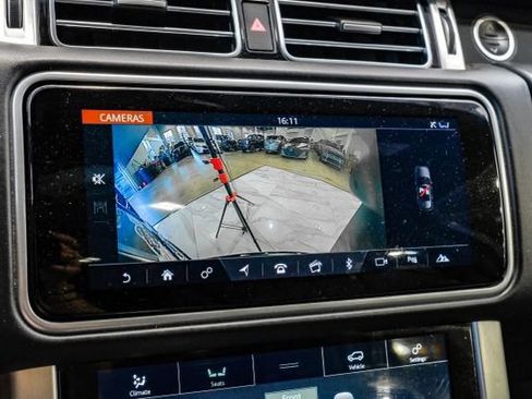 Used 2019 Land Rover Range Rover Supercharged AWD/4WD image 28