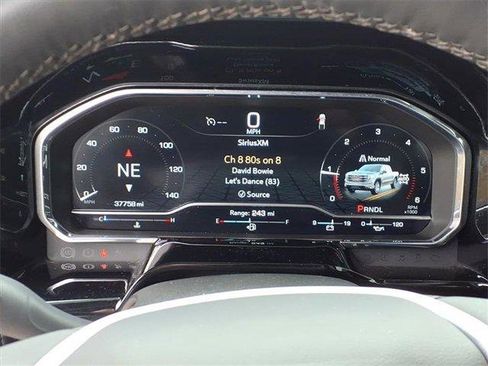 Used 2024 GMC Sierra 1500 Elevation image 17