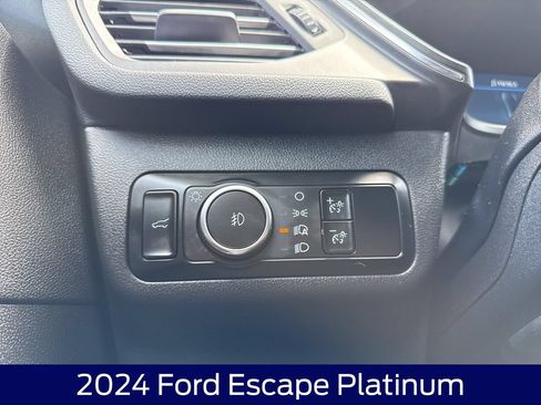 Used 2024 Ford Escape Platinum AWD/4WD image 26