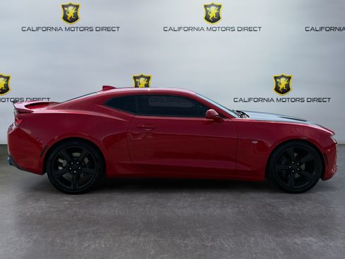 Used 2016 Chevrolet Camaro SS RWD image 6