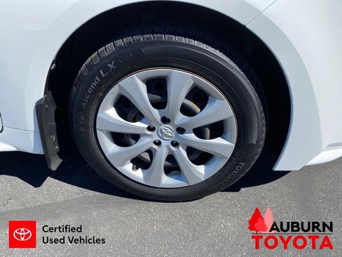 Certified 2020 Toyota Corolla LE FWD image 10