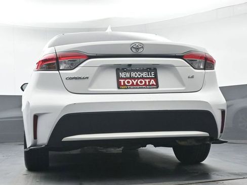 Certified 2022 Toyota Corolla LE image 27