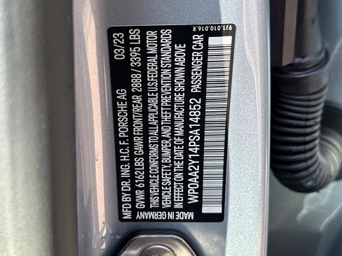 Used 2023 Porsche Taycan image 28