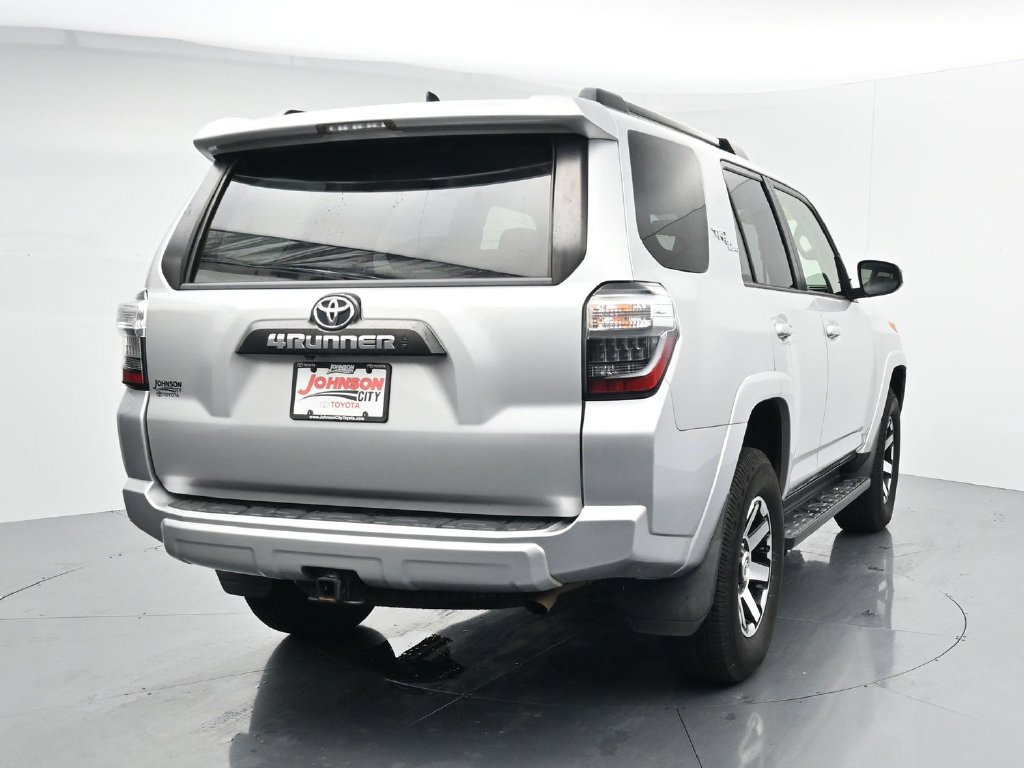 Used 2021 Toyota 4Runner TRD Off-Road AWD/4WD image 6