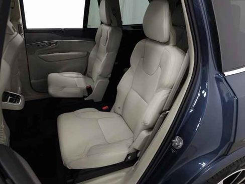 Certified 2024 Volvo XC90 B6 Ultimate w/ Lounge Package image 36