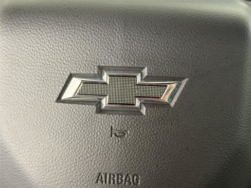 Used 2022 Chevrolet Silverado 1500 RST AWD/4WD image 23