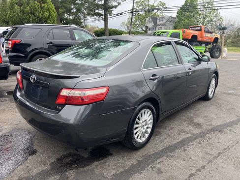 Used 2007 Toyota Camry LE FWD image 7
