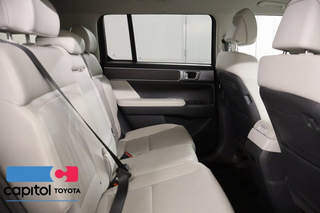 Used 2024 Hyundai Santa Fe SEL AWD/4WD image 27