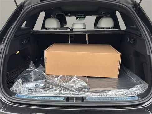 New 2026 Mercedes-Benz GLC 300 4MATIC image 24