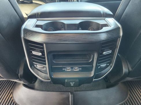 Used 2023 RAM 1500 Laramie AWD/4WD image 18