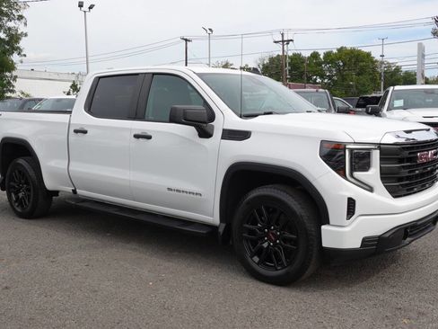 Used 2022 GMC Sierra 1500 Pro w/ Pro Value Package image 4