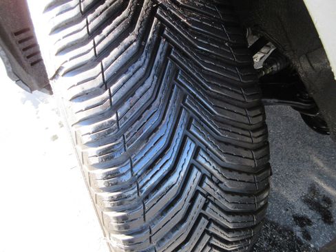 Used 2022 Lexus RX 450h AWD w/ Premium Package image 19