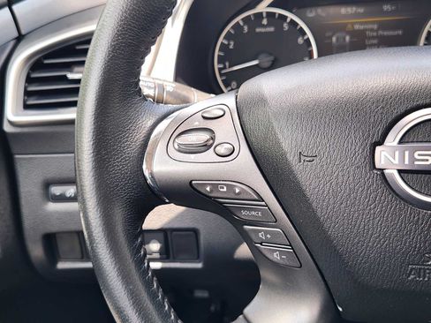 Used 2023 Nissan Murano SV FWD image 27