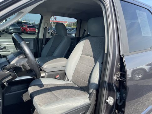 Used 2015 RAM 1500 Big Horn RWD image 18