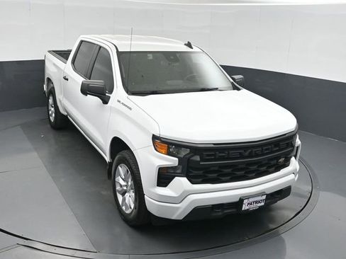Used 2022 Chevrolet Silverado 1500 Custom RWD image 36
