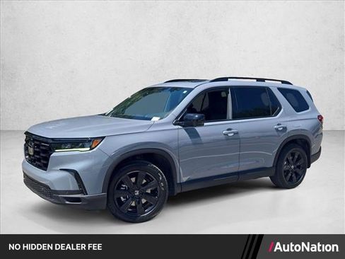Used 2025 Honda Pilot Black Edition image 1