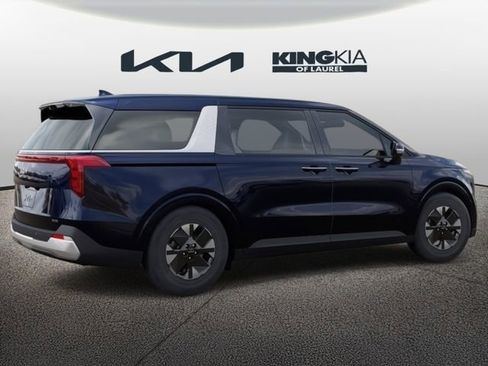 New 2026 Kia Carnival LXS FWD image 7