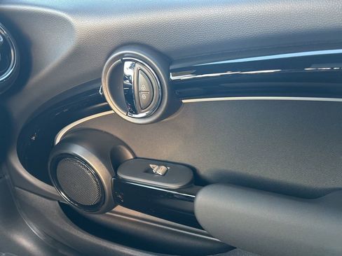 Used 2024 MINI Cooper S image 19