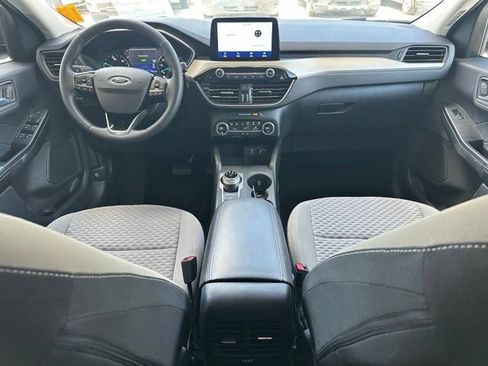 Used 2021 Ford Escape SE w/ SE Sport Appearance Package FWD image 11