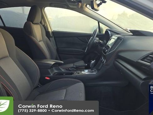 Used 2023 Subaru Crosstrek 2.0i Premium image 12