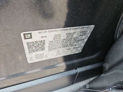 Used 2018 Chevrolet Equinox LT AWD/4WD image 29