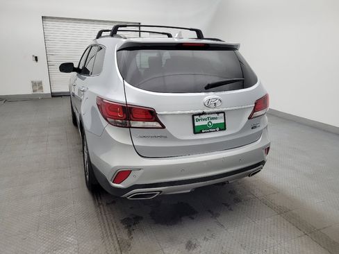 Used 2017 Hyundai Santa Fe Limited AWD/4WD image 6