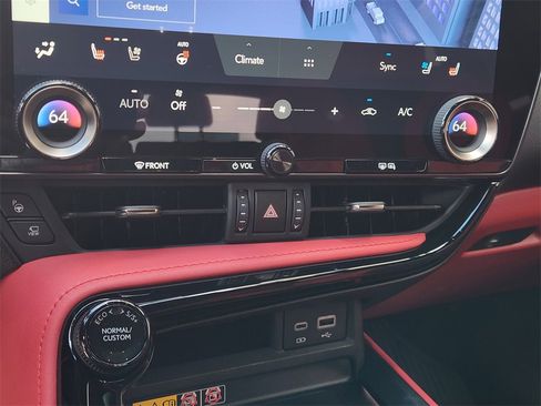 Used 2025 Lexus NX 450h+ F Sport image 18