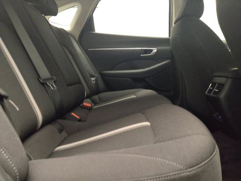 Used 2022 Hyundai Sonata SEL w/ Convenience Package FWD image 19