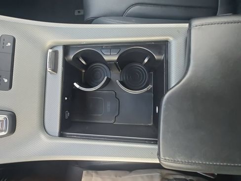Used 2025 Hyundai Palisade SEL FWD image 26