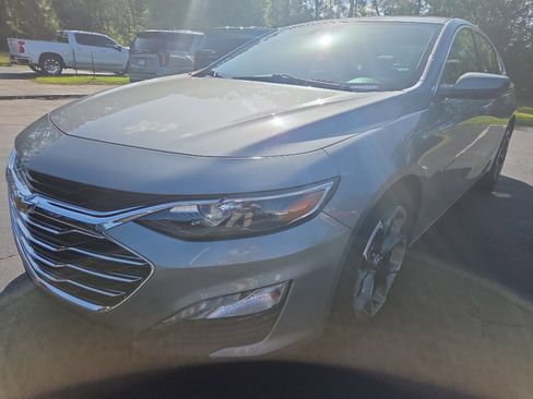 Used 2023 Chevrolet Malibu LT image 1