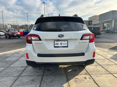 Used 2017 Subaru Outback 2.5i Limited image 6