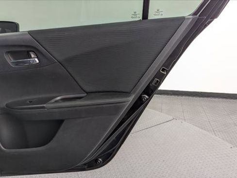 Used 2014 Honda Accord LX image 20