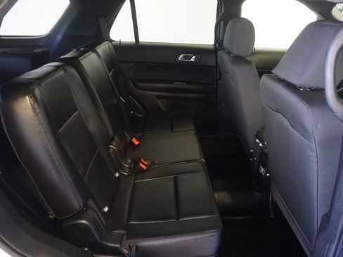 Used 2019 Ford Explorer 4WD Police Interceptor image 19