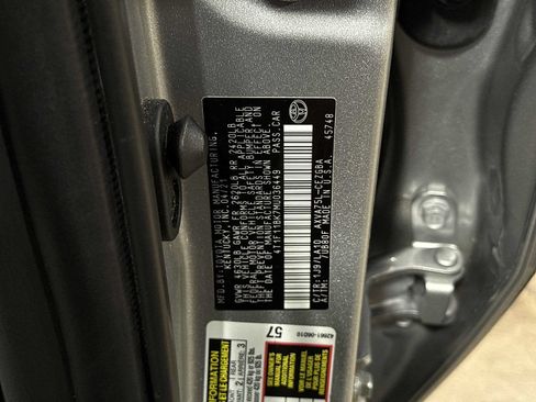 Used 2021 Toyota Camry XLE AWD/4WD image 13