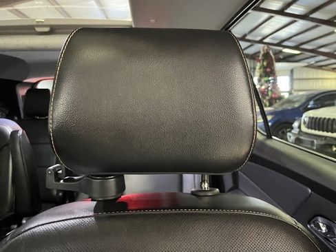 Used 2019 Chevrolet Traverse Premier w/ Redline Edition image 13