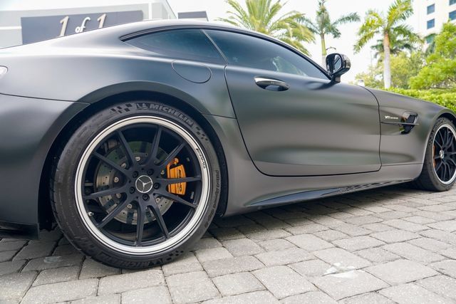 Used 2018 Mercedes-Benz AMG GT R image 30