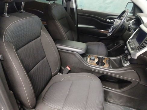 Used 2020 GMC Acadia SLE w/ Driver Convenience Package image 30