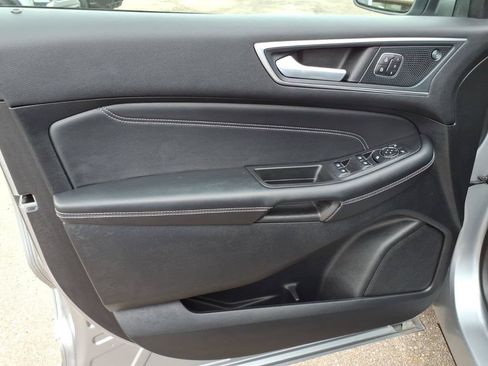 Used 2024 Ford Edge Titanium AWD/4WD image 14