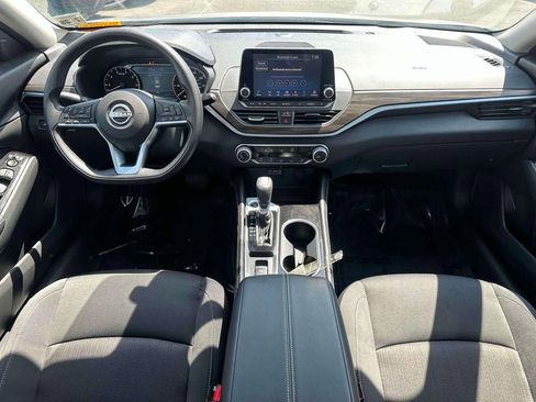 Used 2023 Nissan Altima 2.5 SV image 13
